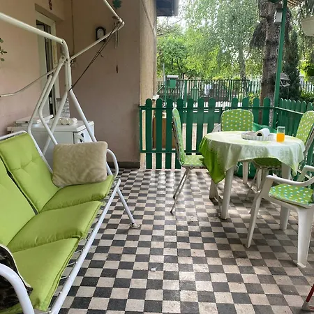 Two Rooms With Bath Vecsés Exterior photo
