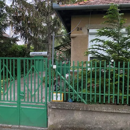 Two Rooms With Bath Vecsés Exterior photo